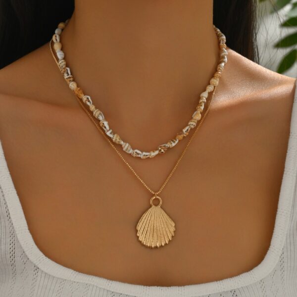 Golden Shell Charm - Image 2